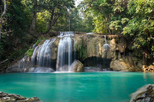 Erawan Waterfall © EnnoLee