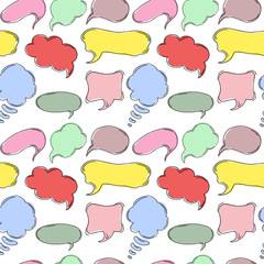 Seamless pattern with hand drawn sketch speech bubbles.