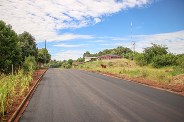 Rua asfaltada