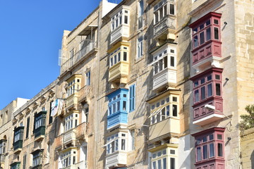 Fototapeta na wymiar bow window in Valletta - malta