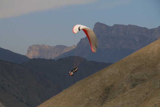 paragliding in mountains