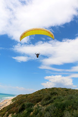 paragliding in beach