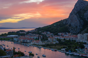 Fototapeta premium Sunset in Omis, Croatia