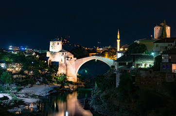 Fototapeta premium Bridge in Mostar in the eavning