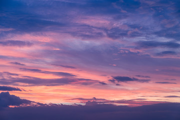 Fototapeta na wymiar Beautiful sunset skyline