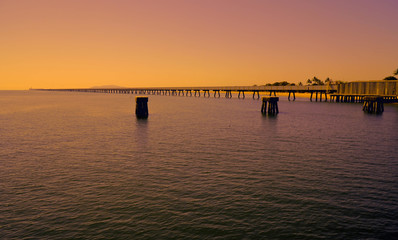 Obraz premium Lucinda in the sunset it is noted for its 6 km-long sugar jetty