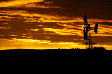 Fototapeta premium Sonnenuntergang in Afrika
