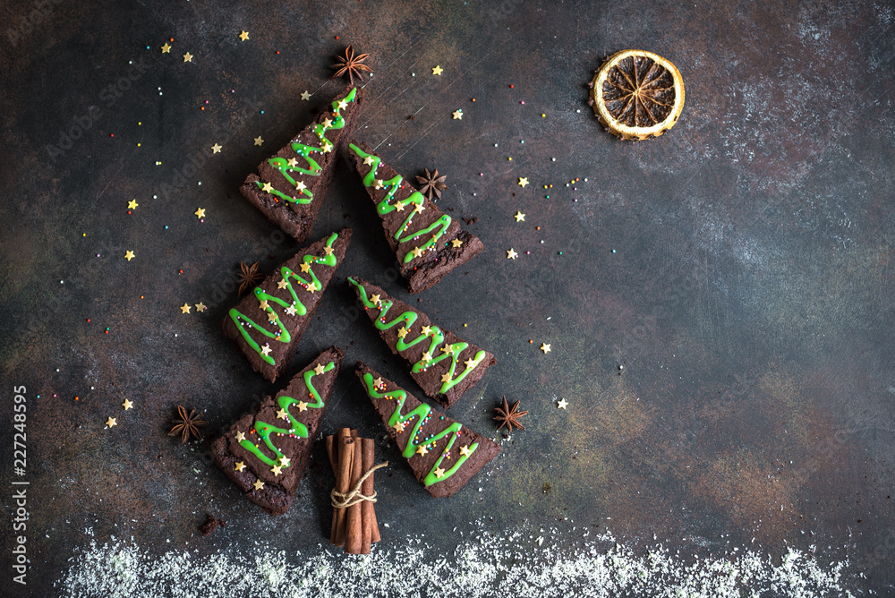 Sticker brownies christmas tree