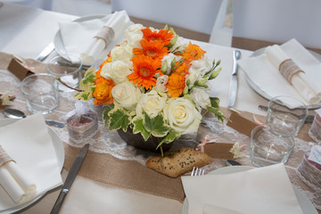 wedding table decoration orange and white