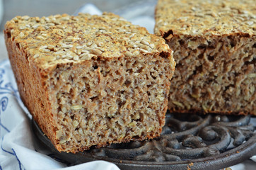 Multigrain bread on a rustic stand