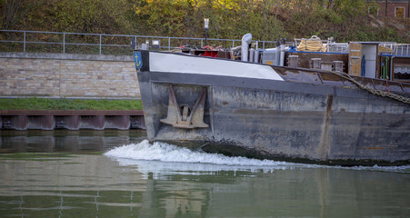 Schiffsbug auf dem Dortmund-Ems-Kanal