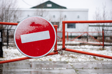 red sign