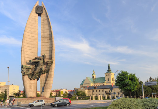 Pomnik Czynu Rewolucyjnego lub Pomnik Walk Rewolucyjnych – monument znajdujący się w samym centrum Rzeszowa u zbiegu alei Łukasza Cieplińskiego i alei Józefa Piłsudskiego