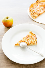 Part de tarte aux pommes