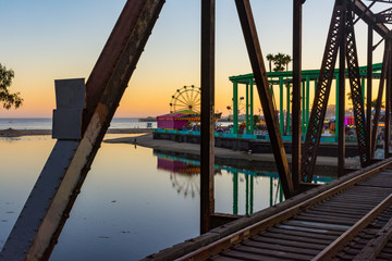 Santa Cruz Beach Boardwalk, California - Railroad Bridge and Boardwalk - obrazy, fototapety, plakaty