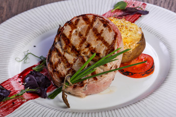 Grilled pork loin