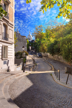 Cozy Old Street And Sacre-Coeur Basilica At The Sunny Summer Morning, Quarter Montmartre In Paris, France