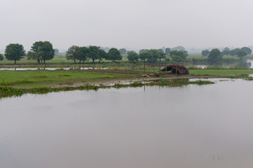 The local hut in taungthaman lake