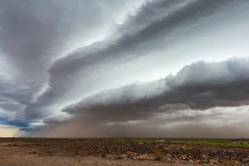 Photo sur Plexiglas Orage Ominous storm clouds