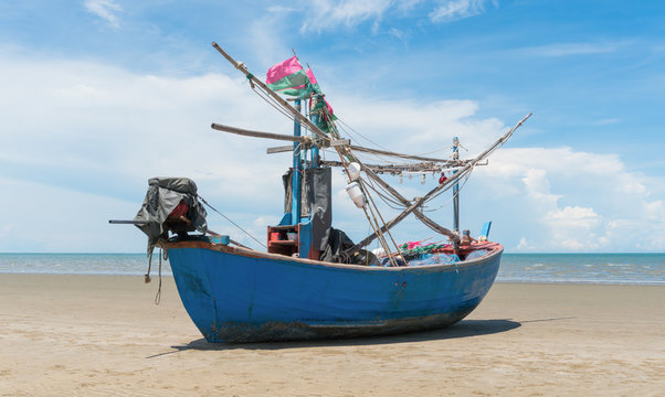 Blue Fishing Boat on Sam Roi Yod Beach Prachuap Khiri Khan Thailand Center 2