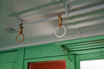 古い鉄道の車内