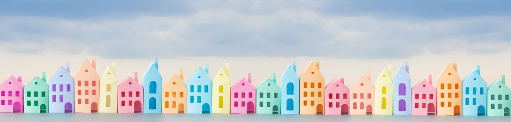 Obraz na płótnie Canvas paper house isolated on background sky