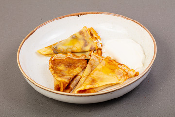 Pancakes with sour cream