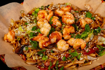 Fried noodle with prawn