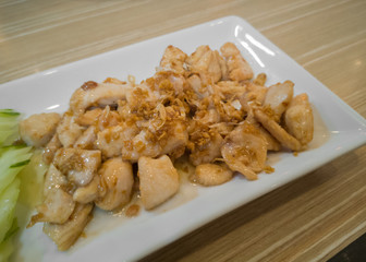 Fried chicken with garlic and pepper,