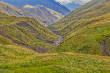 The Khevsureti region is one of the most impressive exemple of the Georgian stunning beauty. Here the road the leads to the village of Shatili, very close to the russian border 