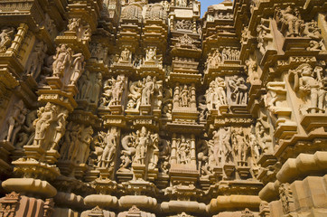 Fototapeta na wymiar DEVI JAGDAMBA TEMPLE, South Wall - Sculptures, Western Group, Khajuraho, Madhya Pradesh, UNESCO World Heritage Site