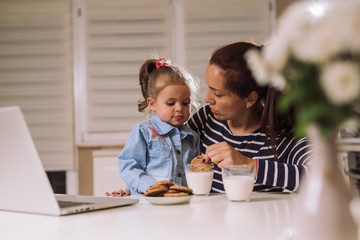 Milk and cookies the best snack