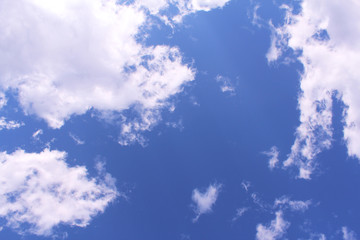 Fototapeta na wymiar 雲と青空