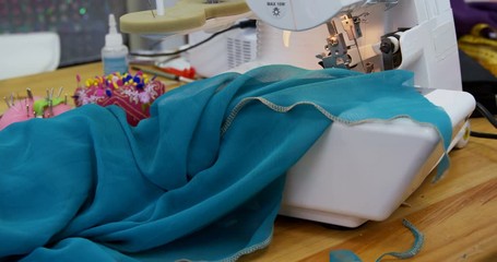 Sewing machine and sticky note in fashion studio 4k