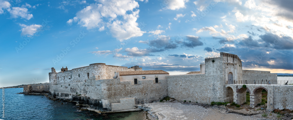 Wall mural old fortress on the sea