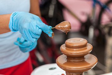 Machine to melt chocolate