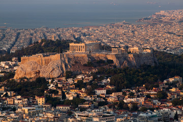 Fototapeta premium cityscape of Athens in early morning with the Acropolis seen from Lycabettus Hill, the highest point in the city