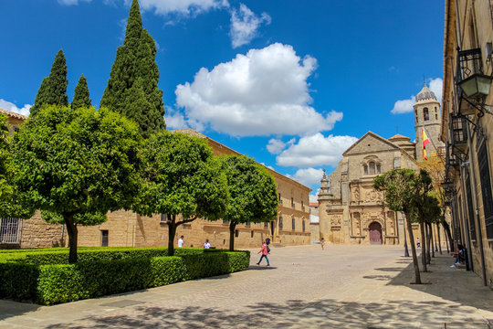 View of the garden in front of Chapel of the Savior / Sacra Capilla del Salvador and Palacio del Dean Ortega,  Parador de Ubeda Jaen.