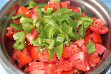 salad with tomato