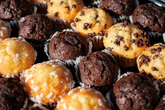 Naklejki   muffins on dessert buffet - muffin closeup -
