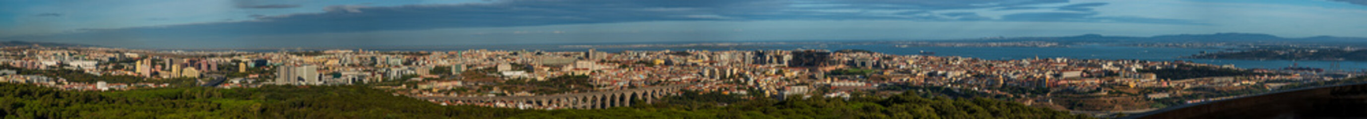 Fototapeta premium View of Lisbon from Monsanto Viewpoint