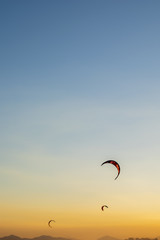 kitesurf sunset