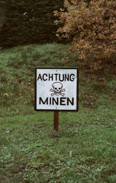 Achtung minen""