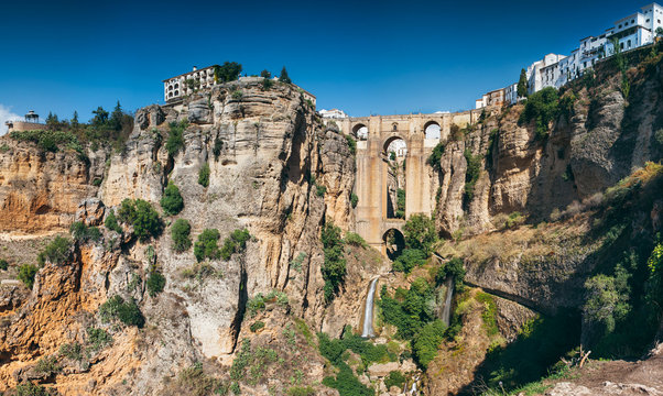 The bridge on the El Tajo gorge in Ronda