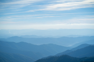 Obraz premium The picturesque foggy mountain landscape