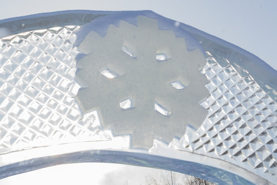 ice sculptures in the city