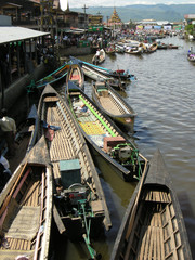 floating market at Inle Lake, Myanmar - 227602124