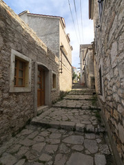Fototapeta na wymiar Alley in the old town of Zlarin
