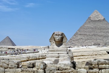 Fototapeta na wymiar Giza pyramid complex & Great Sphinx of Giza.