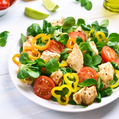 Chicken salad with vegetables